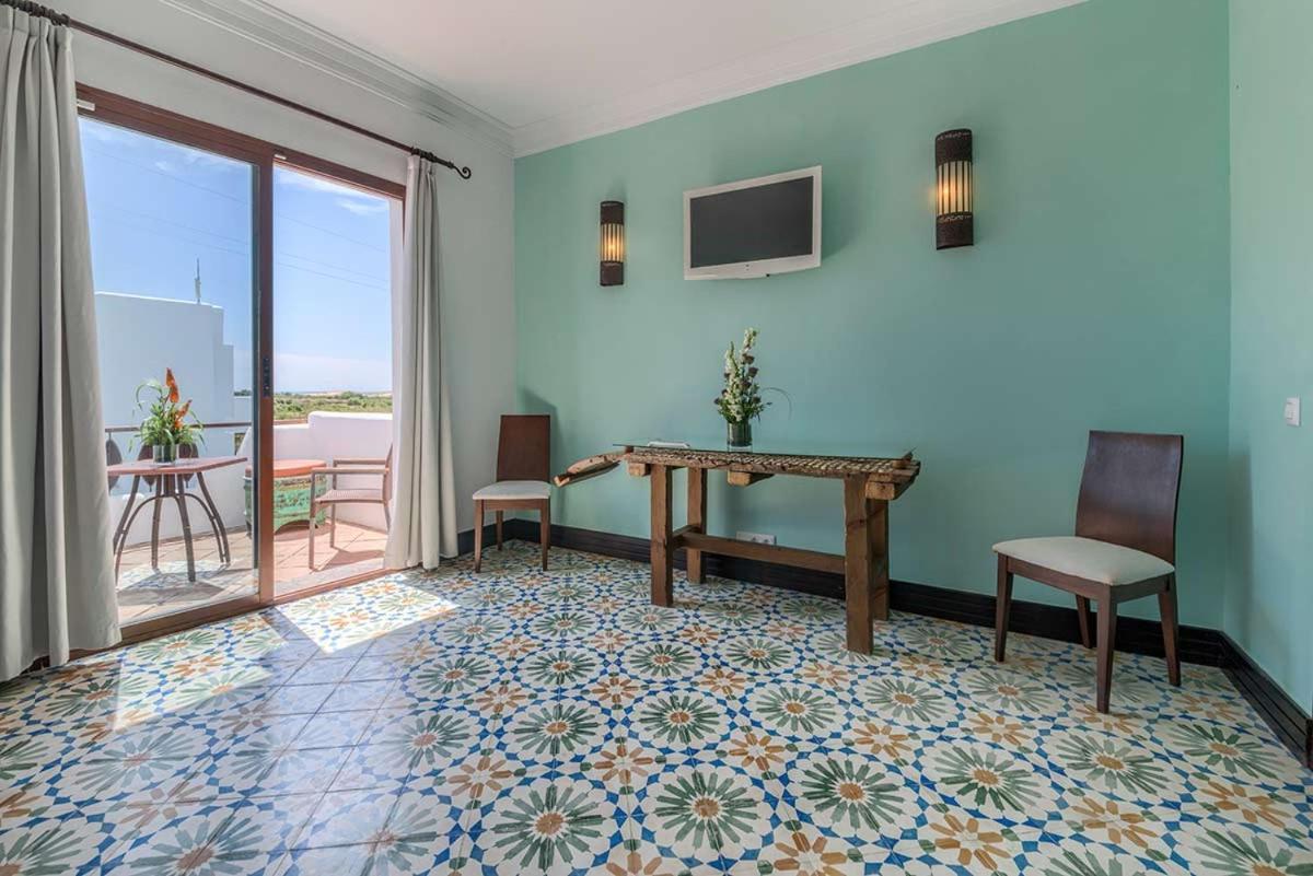 Apartamentos Turisticos Bahia De Trafalgar Zahora Eksteriør billede